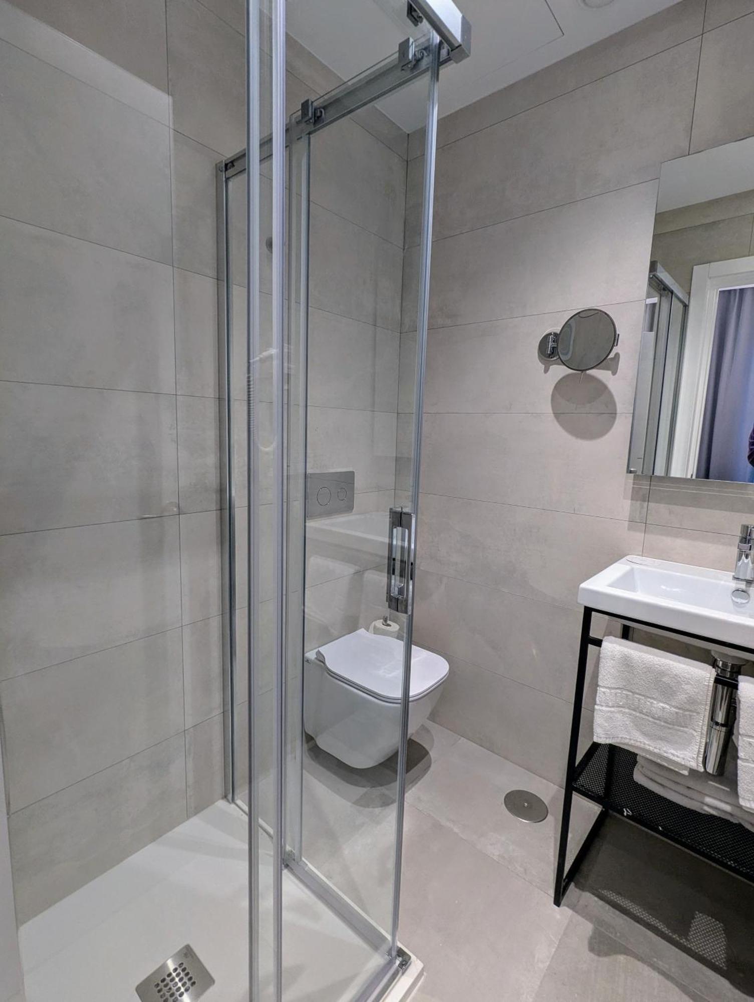 Dormos Hotel كاديز المظهر الخارجي الصورة
